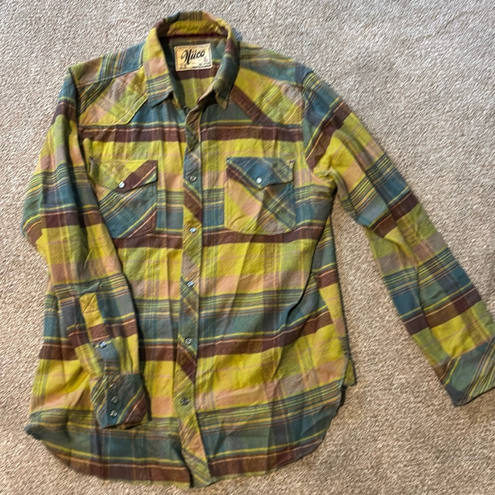 Men’s size L Niico plaid cotton shirt